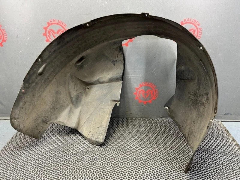 Подкрылок Volvo XC90 2010 30763614 2.4 D5244T4, передний левый