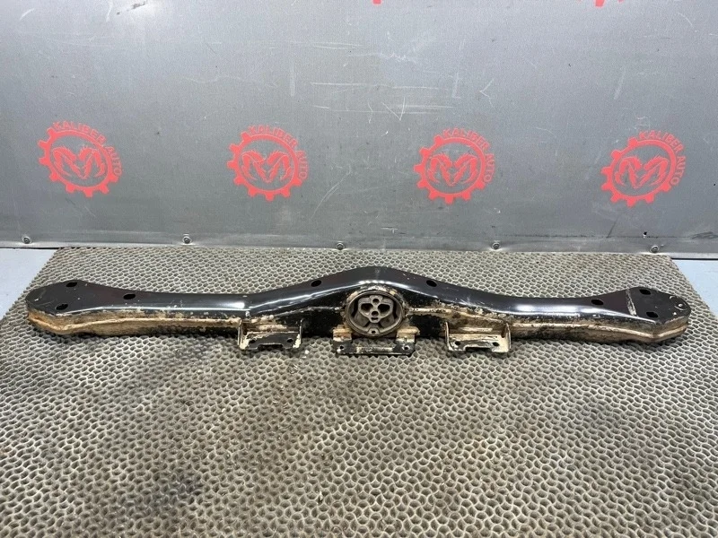 Балка раздаточной коробки Volkswagen Touareg 2006 7L6399225Q 7LA 2.5 BAC