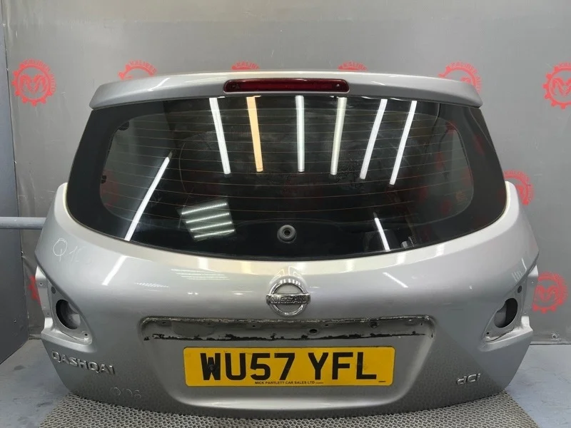 Крышка багажника Nissan Qashqai 2007 K0100JD9MC J10 1.5 K9K