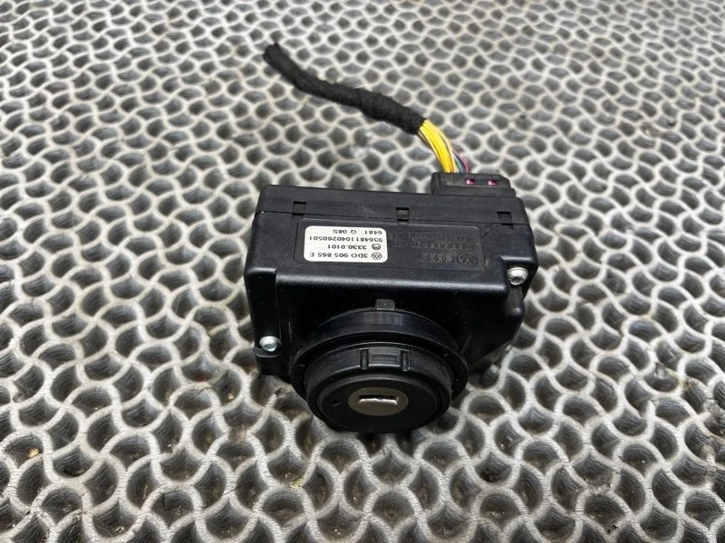 Замок зажигания Volkswagen Touareg 2007 3D0905865E 7L6 3.0 BKS
