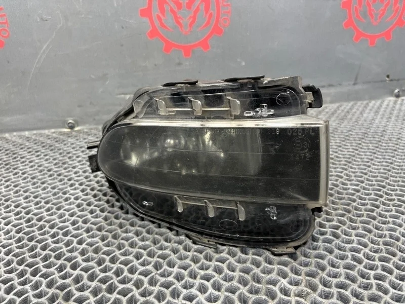 Фара противотуманная Lexus GS300 2006 8121130312 3.0 3GR-FSE, передняя правая