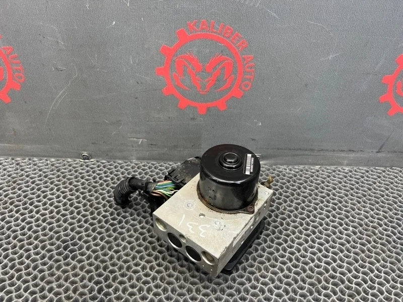 Блок abs Volvo XC90 2006 30714952 2.4 D5244T