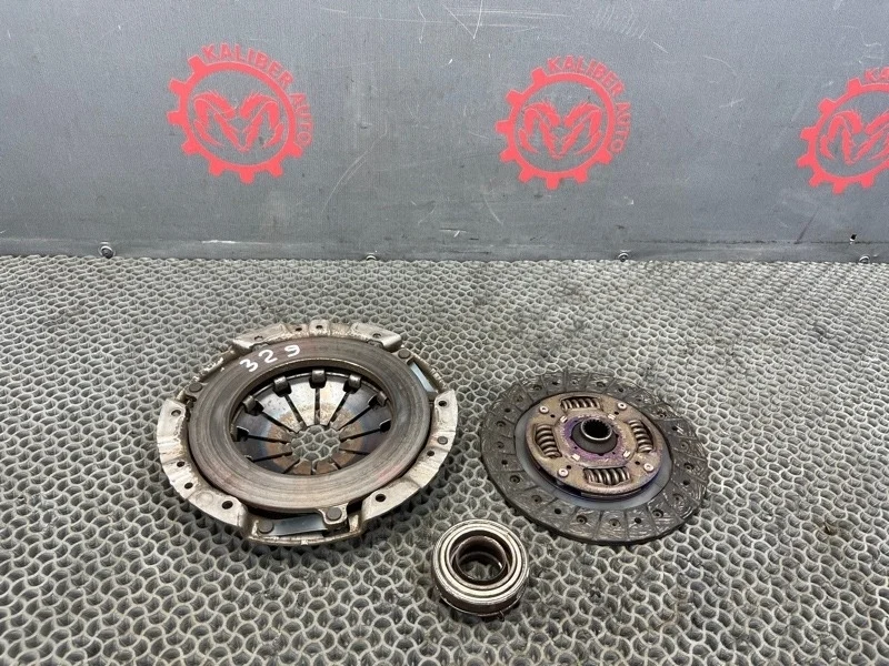 Диск корзина сцепление Mitsubishi ASX 2015 2301A088 GA1W 1.6 4A92