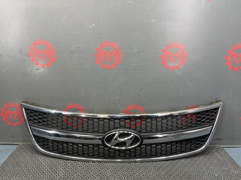 Решетка радиатора Hyundai Grand Starex/H1 2010 865604H000 2.5 D4CB