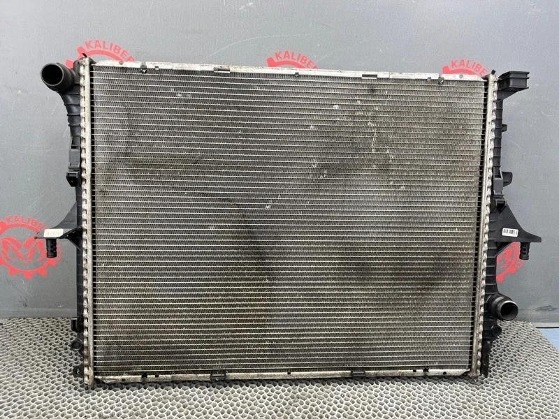 Радиатор основной Volkswagen Touareg 2007 7L0121253A 7L6 3.0 BKS