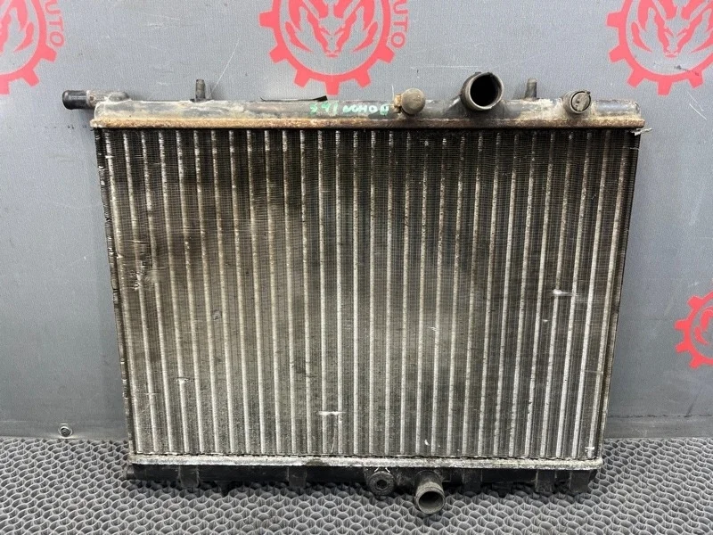 Радиатор основной Peugeot 408 2012 1330Y6 1.6 (TU5JP4)