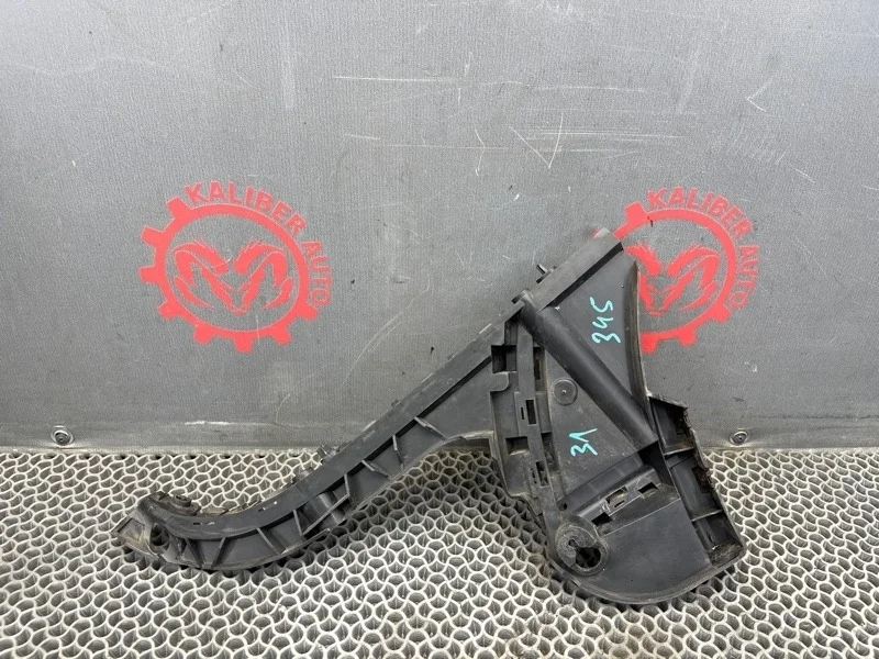 Кронштейн бампера Volvo XC70 2008 31265321 2.4 D5244T4, задний левый