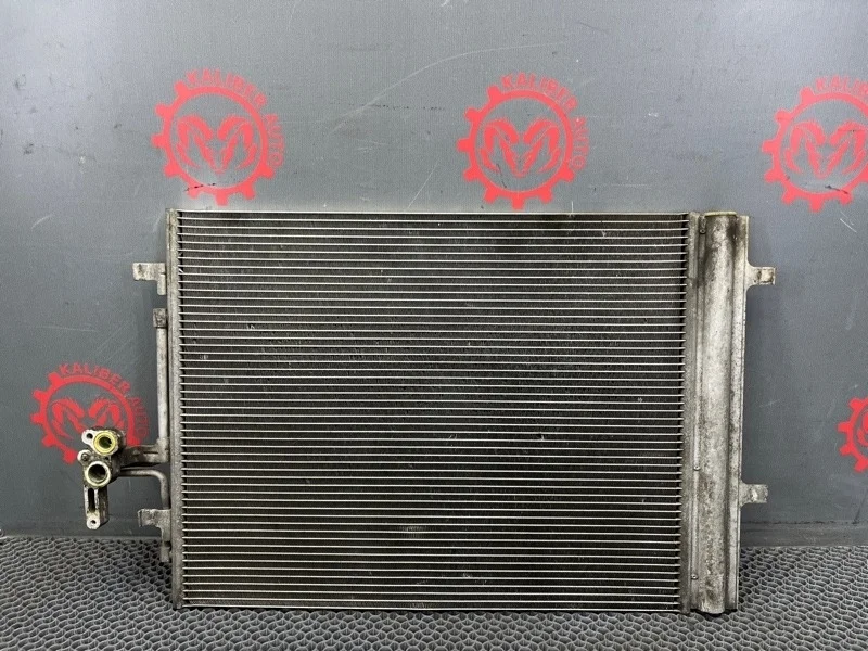 Радиатор кондиционера Volvo XC70 2008 31274157 2.4 D5244T4