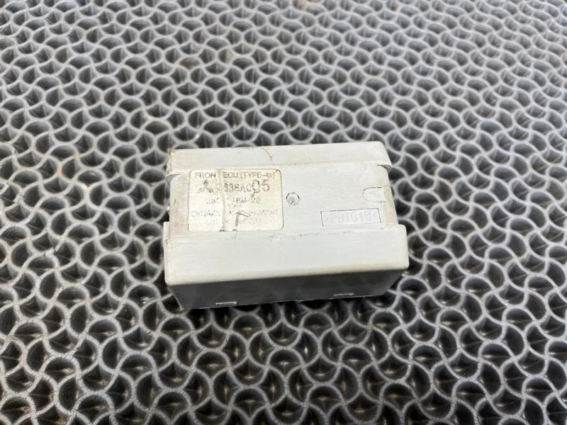 Реле Mitsubishi Pajero 4 2007 8638A005 V98W 4M41