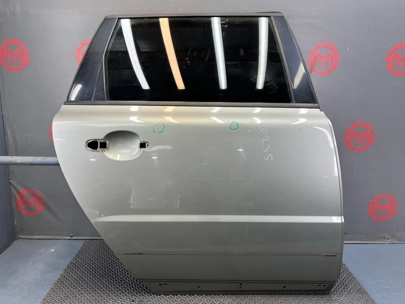 Дверь Volvo XC70 2008 32228897 2.4 D5244T4, задняя правая