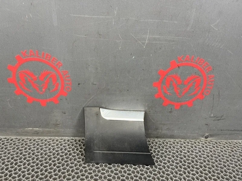 Накладка крыла Volkswagen Touareg 2006 7L6854959A 7LA 3.0 BKS, передняя левая