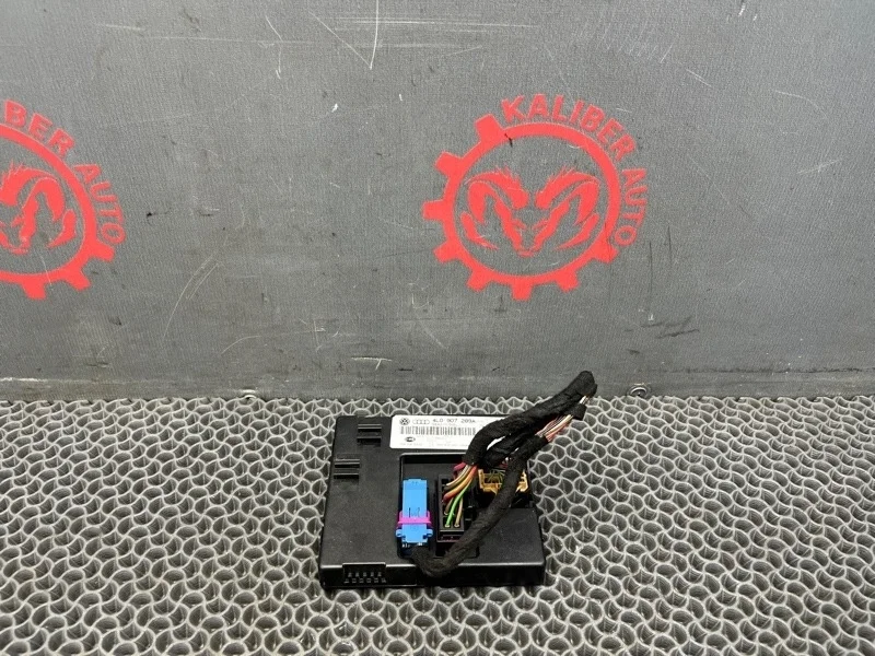 Блок комфорта Audi Q7 2007 4L0910289A 3.0 BUG