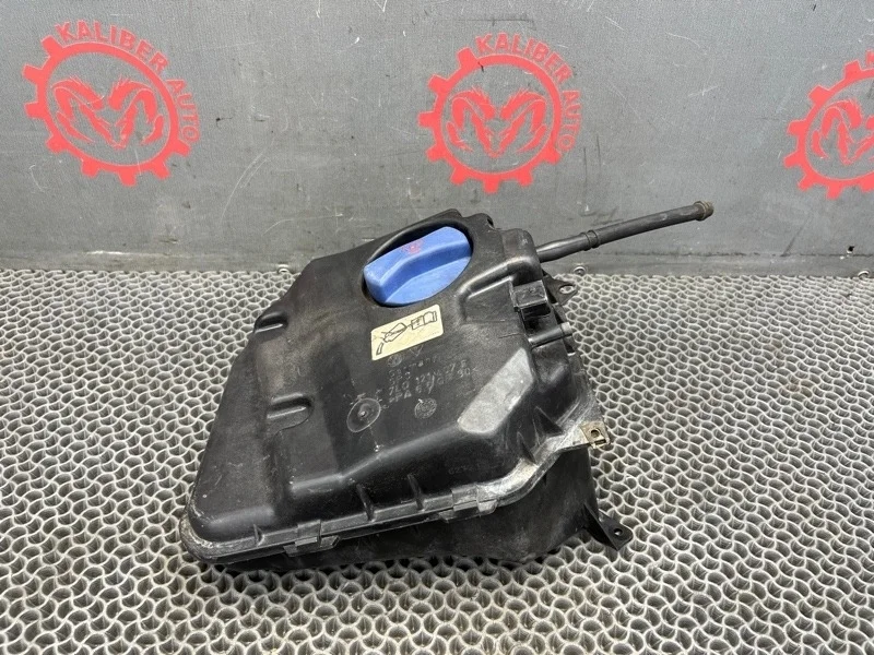 Бачок расширительный Audi Q7 2007 7L0121407E 3.0 BUG