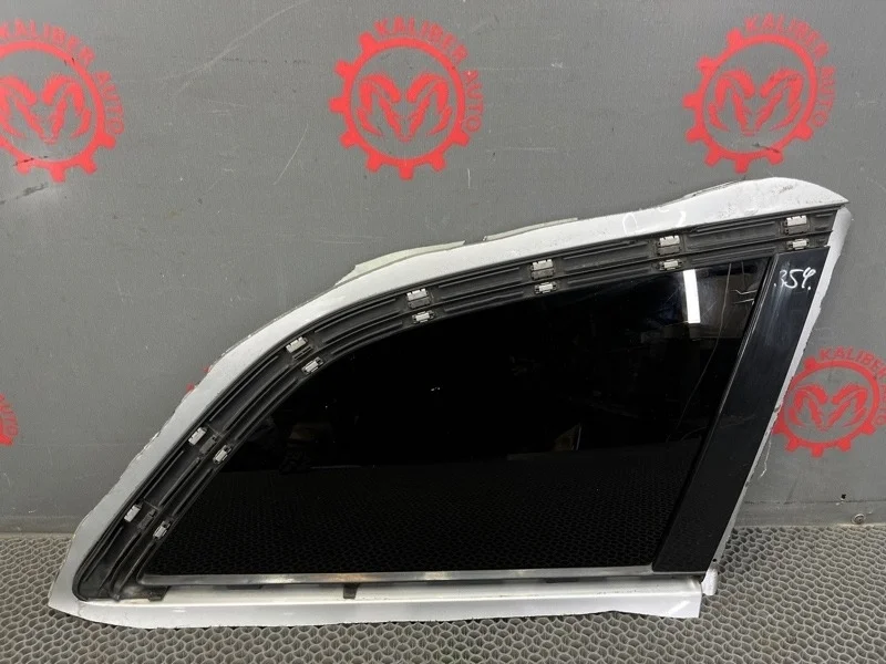 Стекло кузовное Audi Q7 2007 4L0845300R 3.0 BUG, заднее правое