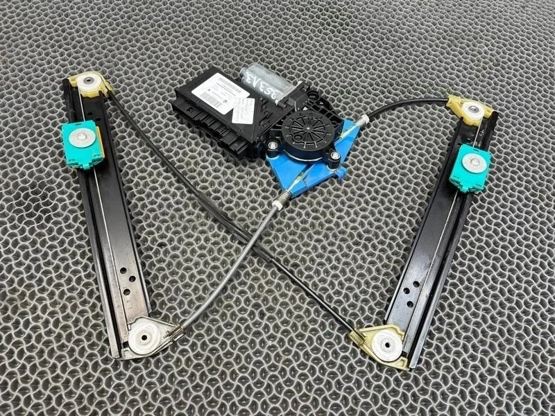 Стеклоподъемник Volkswagen Touareg 2006 7L0839461D 7LA 3.0 BKS, задний левый