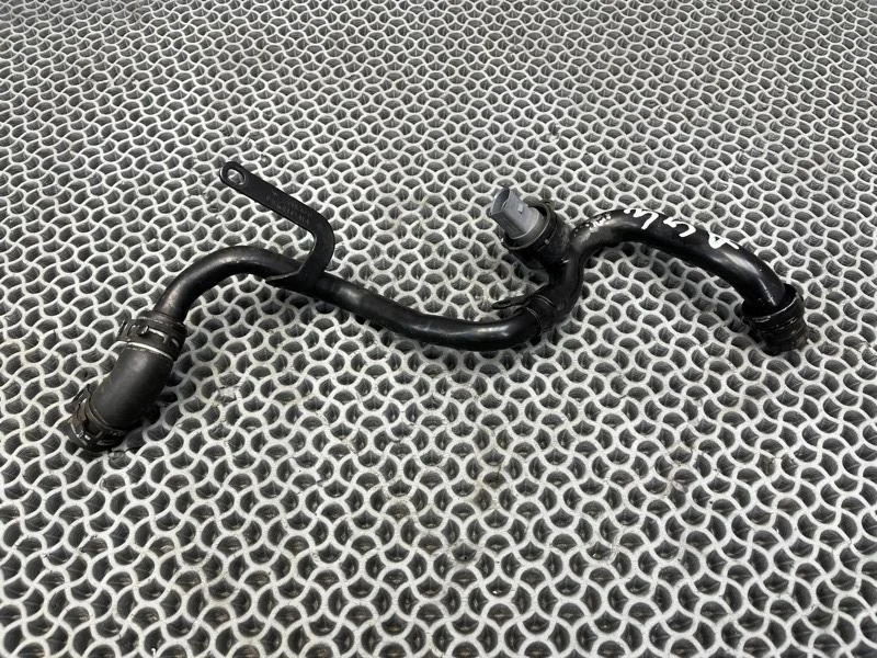 Трубка системы охлаждения Audi Q7 2007 059121065AK 3.0 BUG