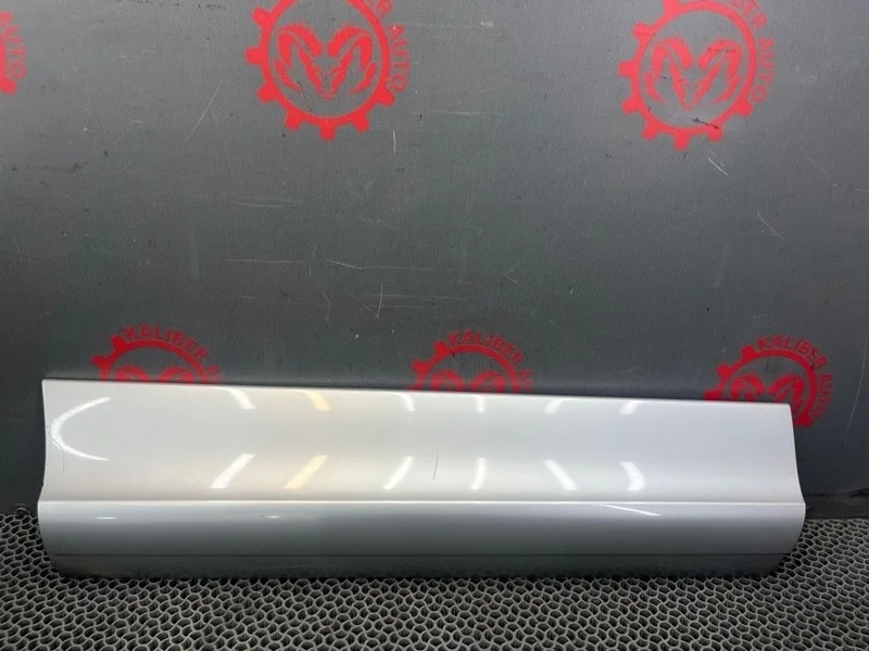 Молдинг двери Audi Q7 2007 4L0853970F 3.0 BUG, задний правый