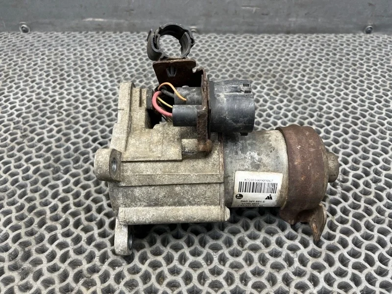 Моторчик раздатки Volkswagen Touareg 2006 0AD341601C 7LA 3.0 BKS