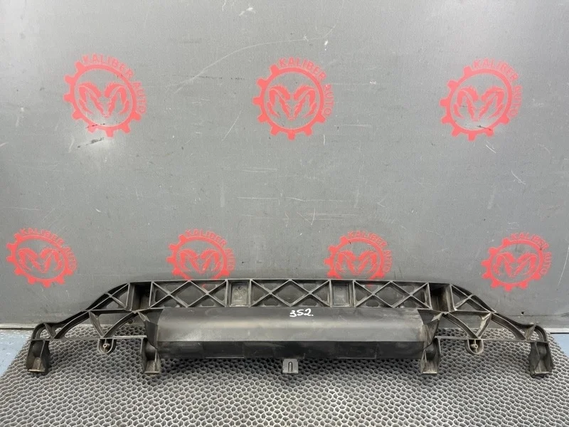 Кронштейн бампера Audi Q7 2007 4L0807329 3.0 BUG, задний