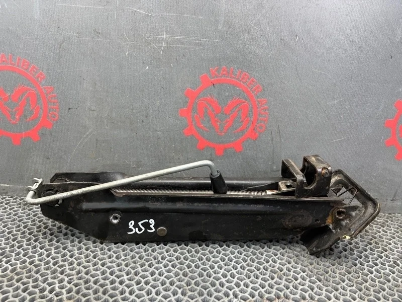 Домкрат Volkswagen Touareg 2006 7L0011031E 7LA 3.0 BKS