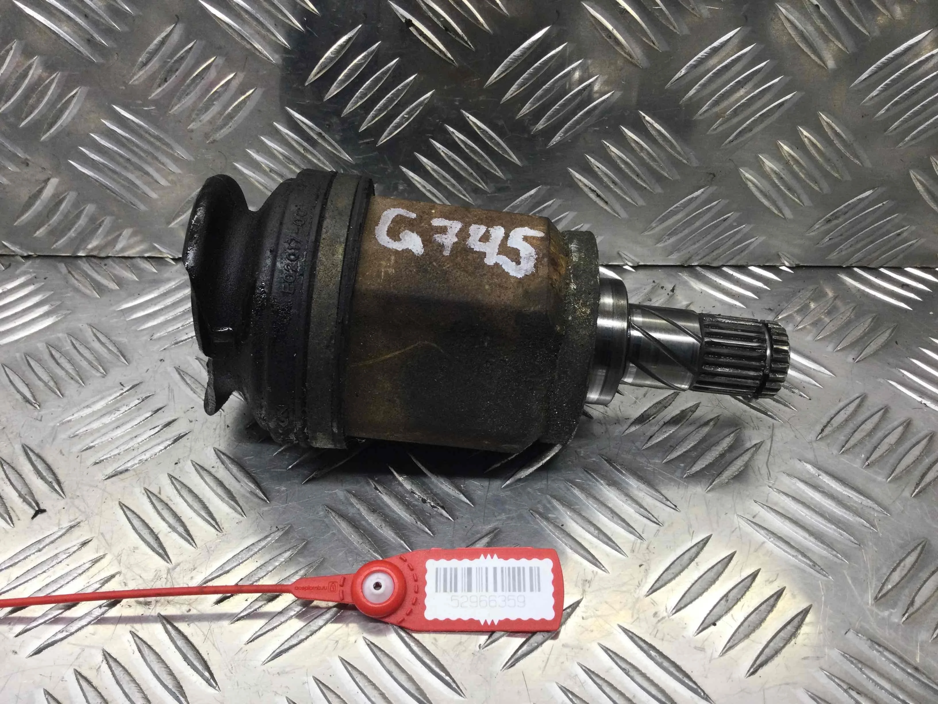 ШРУС внутренний Nissan Almera N16 (2000-2003) бензин 1.5 i Механика Х/б