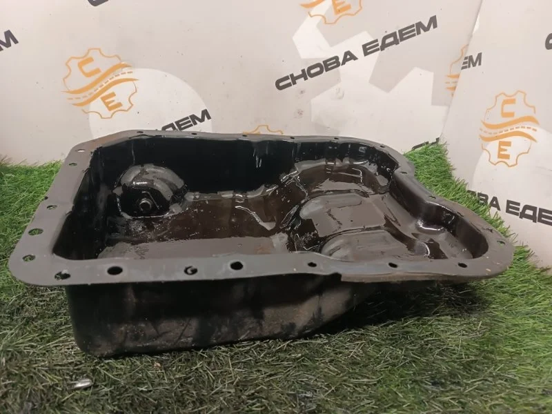 Поддон двигателя Mitsubishi Outlander MN187235 GF 4J11
