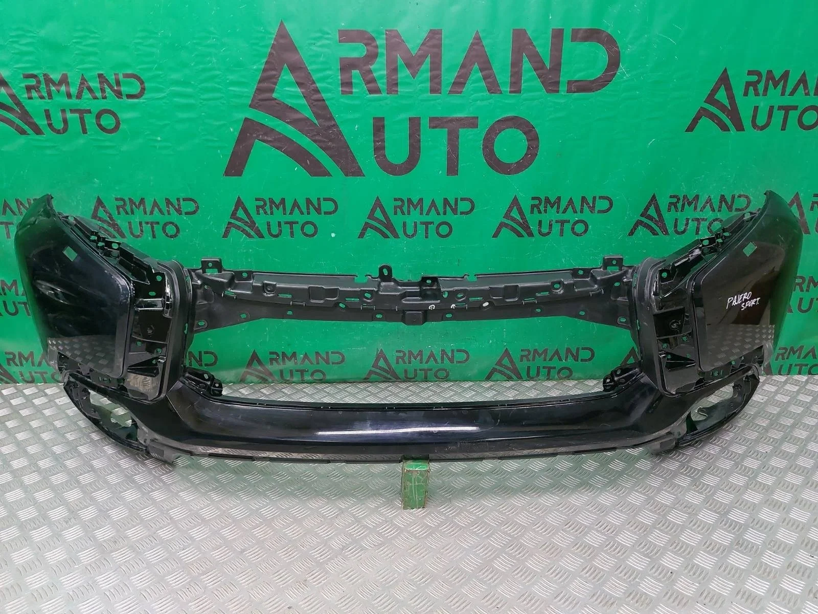 Бампер MItsubishi Pajero Sport 2015-2021 3