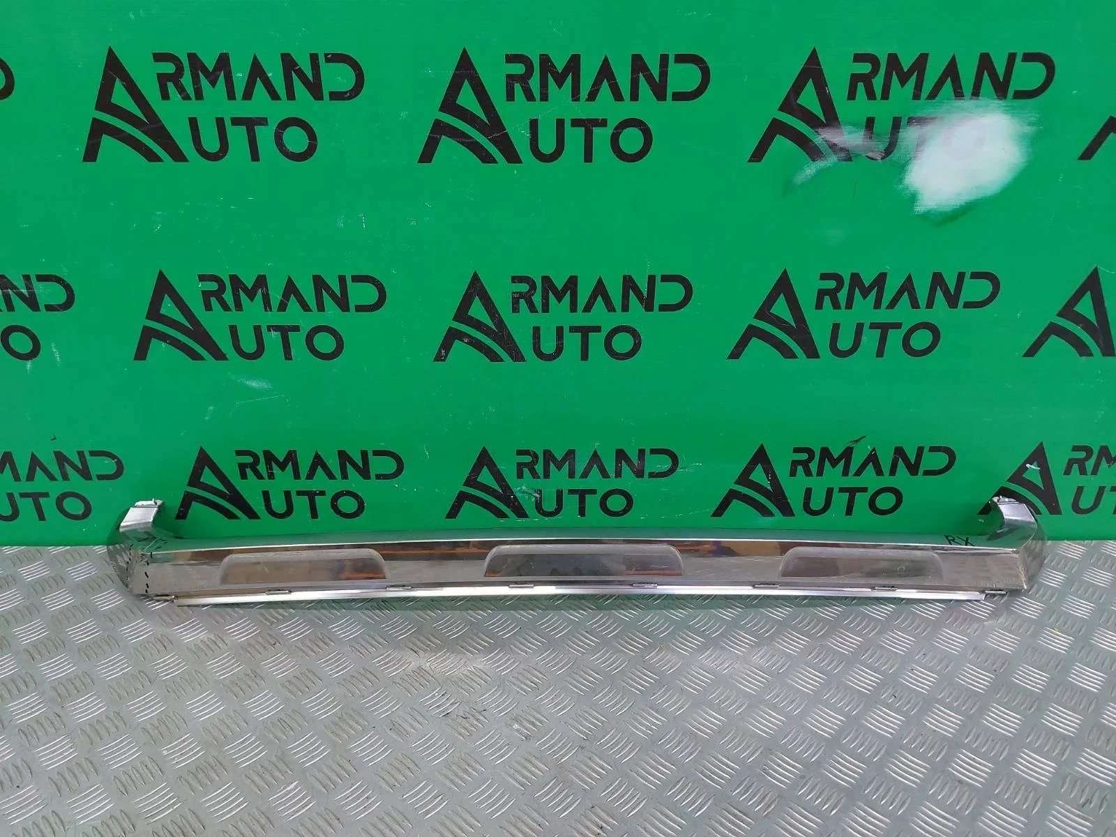 Накладка бампера нижняя Lexus RX 2015-2019 4