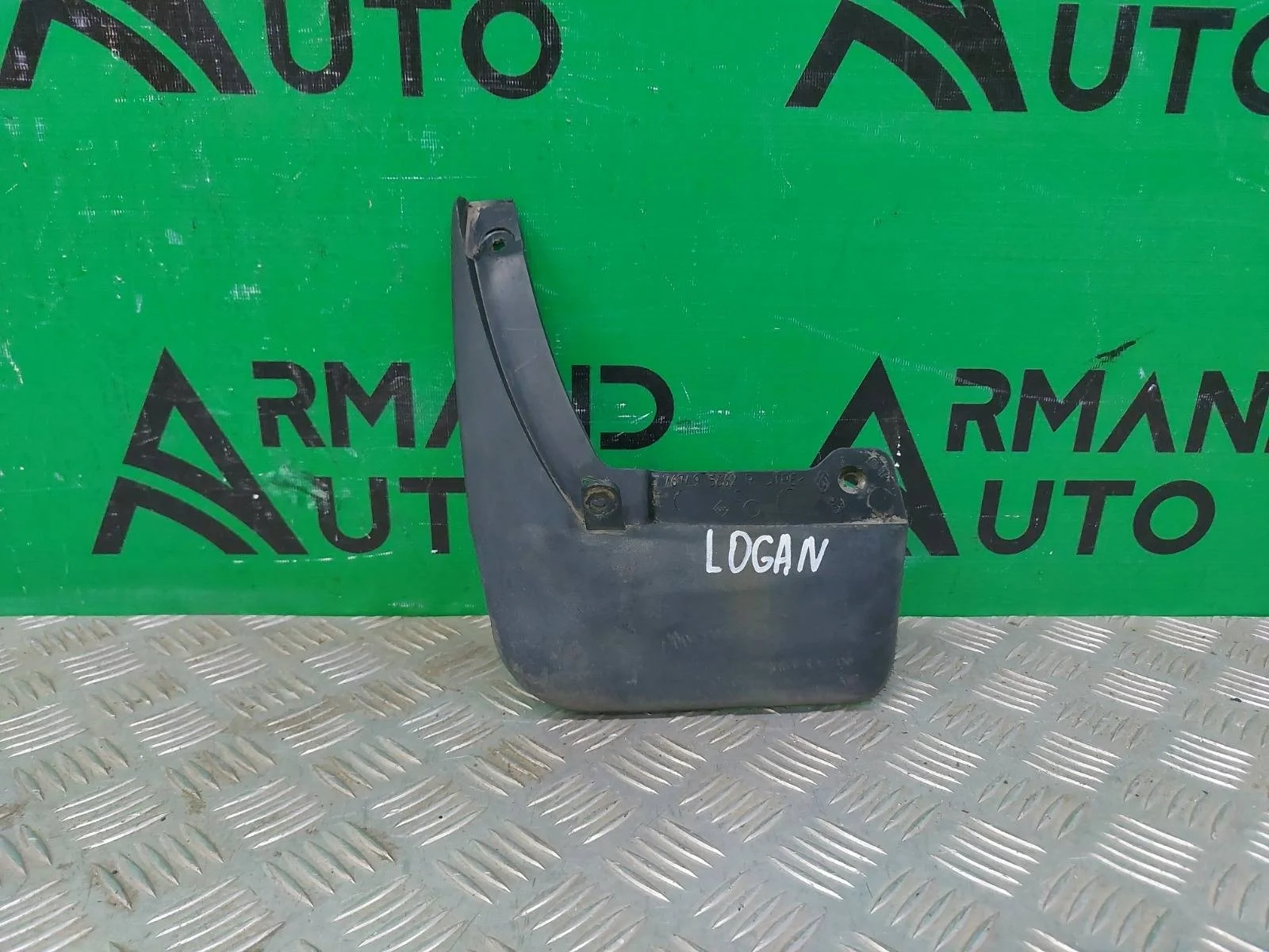 Брызговик Renault Logan 2012-2022