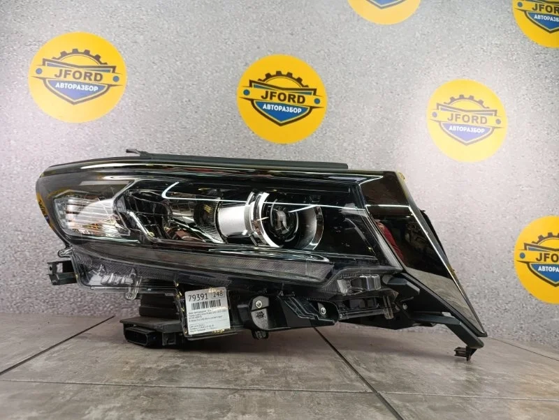 Фара светодиодная Toyota Land Cruiser Prado 2020 J150