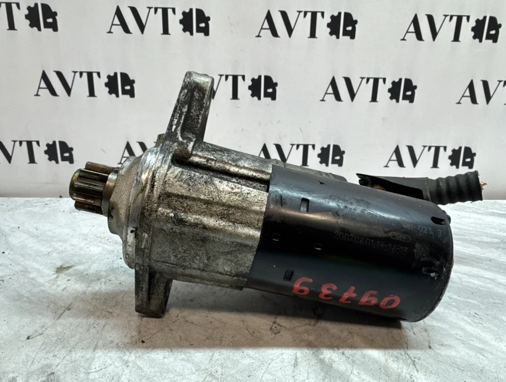 Стартер Volkswagen Tiguan CCZ CCZA CCZB