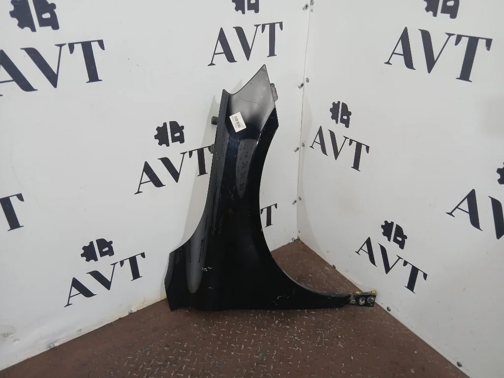 Крыло переднее правое Volvo XC60