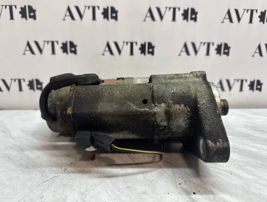 Стартер Hyundai Terracan J3