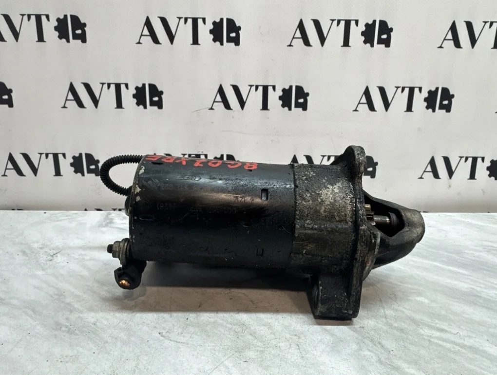 Стартер Audi A4 BWE