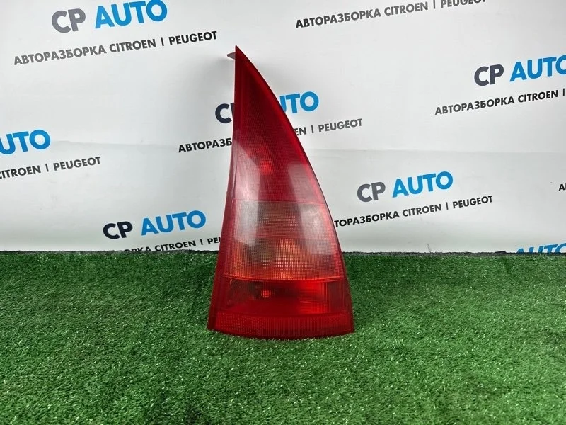 Фонарь Citroen С3 2003