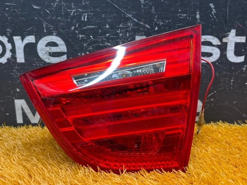 Фонарь крышки багажника Bmw 3-Series 2008 7154156 E90 N46B20B, правый