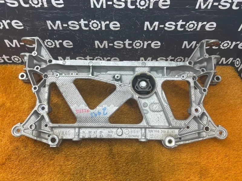 Балка поперечная (подрамник) Audi A3 2014 5Q0199369G 8V CXSA, передняя