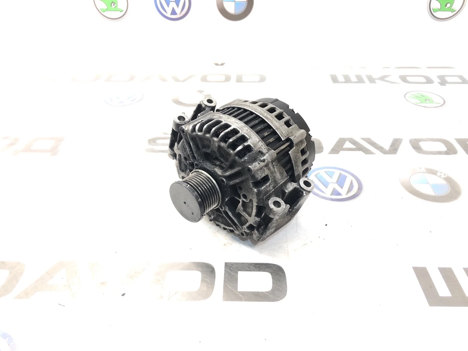 Генератор Mercedes-Benz ML 2009 A0141541302 W164 3.0 OM642.940