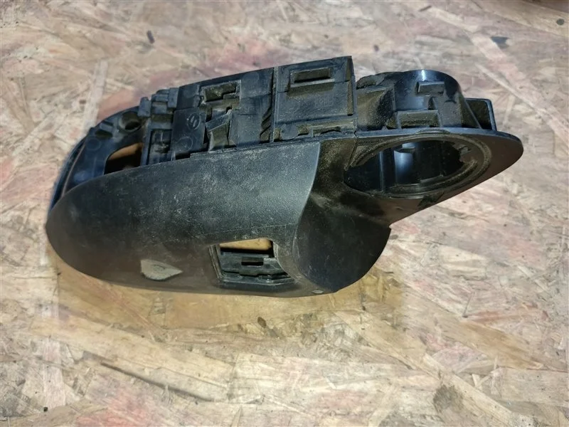 Рамка зеркала Volvo S80 2007 31297869, правая