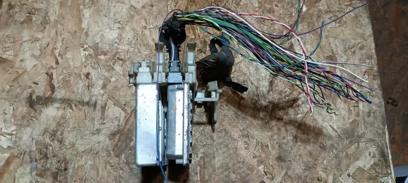 Блок управления Volvo XC70 2001 SZ