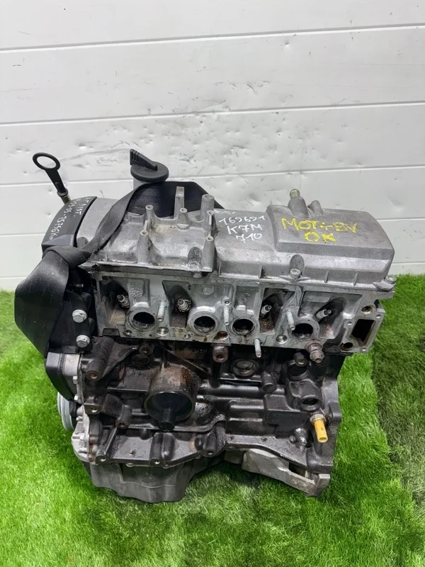 Двигатель RENAULT SANDERO K7M710 2007-2014 K7M710
