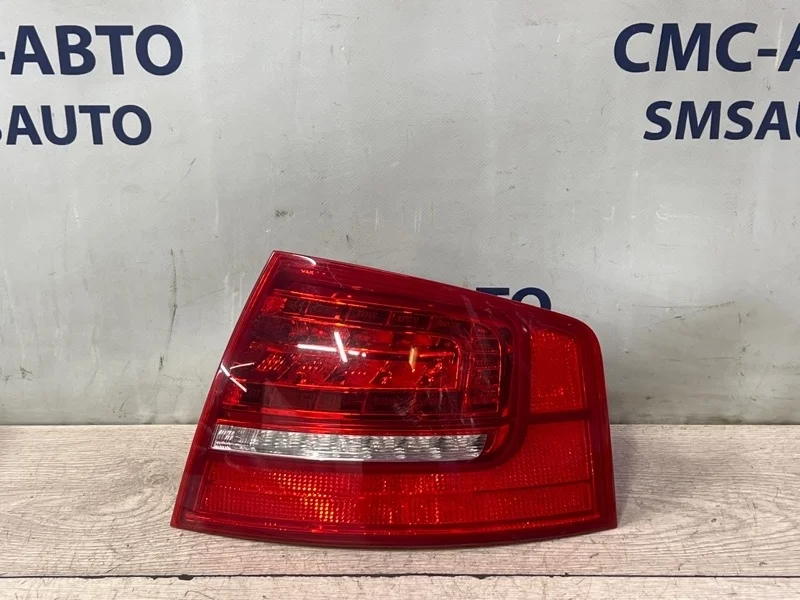 Фонарь на крыло Audi A8 4E0945096H D3 4.2 BVJ, задний правый