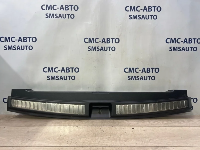 Накладка замка багажника Mercedes-Benz ML 2012 A1666900041 W166 642.826