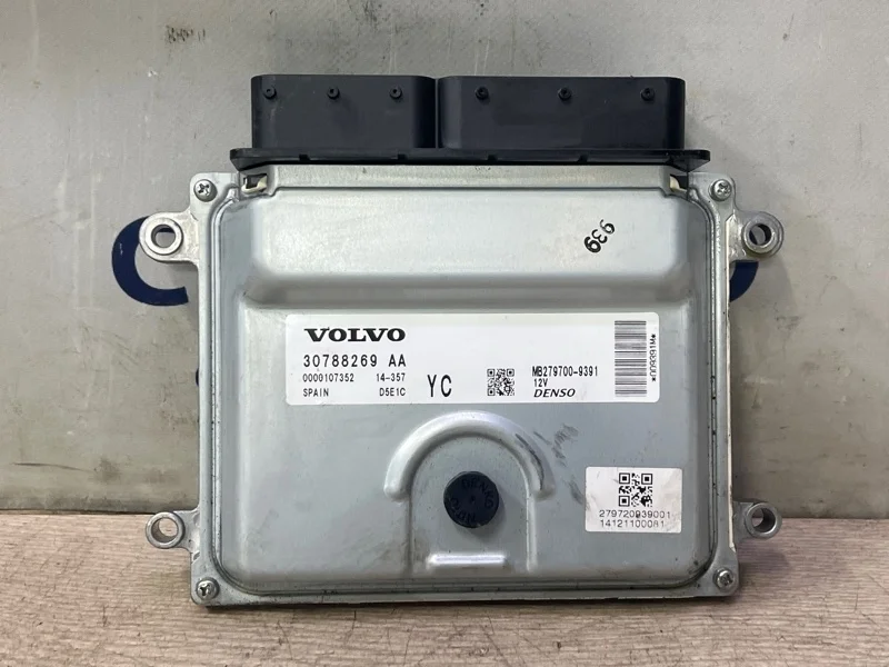 Блок управления ДВС Volvo XC70 30788269 ХС70 3.2