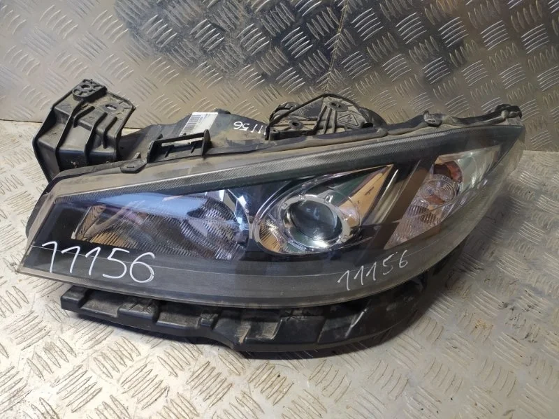 Фара RENAULT LAGUNA 2001-2008 7701476940, передняя левая