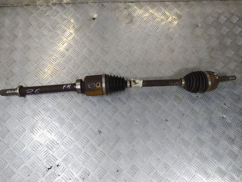 Полуось приводной вал Шрус RENAULT DUSTER 2012-2020 8200626040, правый