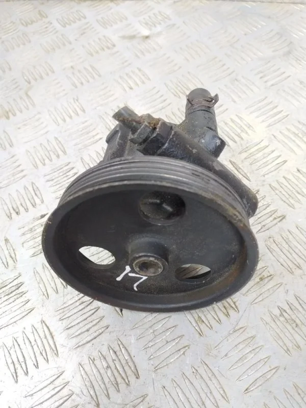 Насос гидроусилителя руля RENAULT SYMBOL 2001- 2008 8200888505