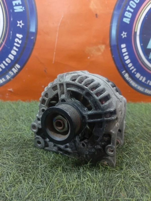 Генератор VOLKSWAGEN GOLF 03C903023D BLF