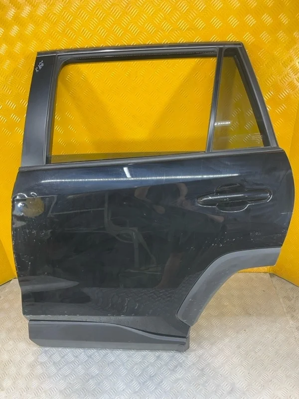 Дверь задняя левая Toyota Rav 4 (XA50) (2018-н.в.) 2019 6700442190 2.5 I A25AFXS