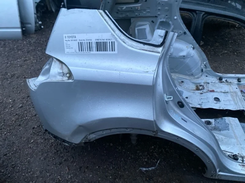 Крыло заднее правое Toyota Rav 4 (Ca40) (2012-2019) 2013 6160142100 2.0 D 1ADFTV